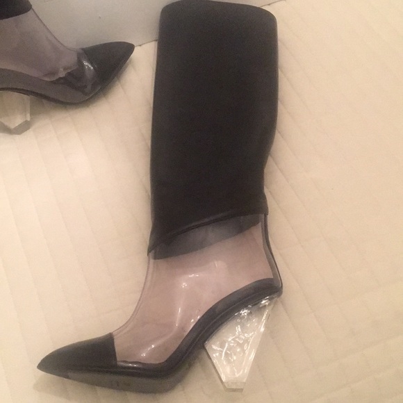 Balmain Boots - Picture 2 of 8